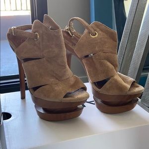 Size 7 1/2 Jessica Simpson Stiletto